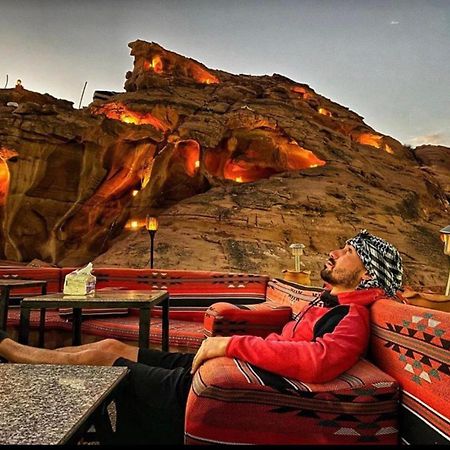 Wadi Rum Quiet Camp エクステリア 写真