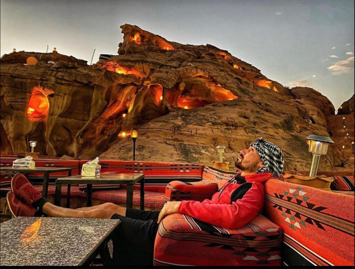 Wadi Rum Quiet Camp エクステリア 写真