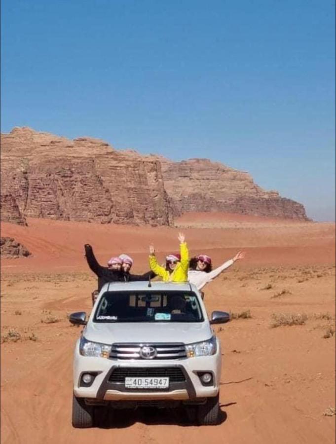 Wadi Rum Quiet Camp エクステリア 写真